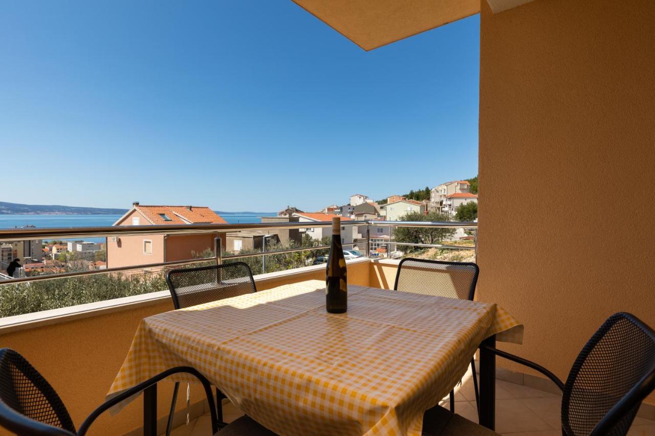 Apartments With A Parking Space Dugi Rat, Omis - 19516 Exterior photo