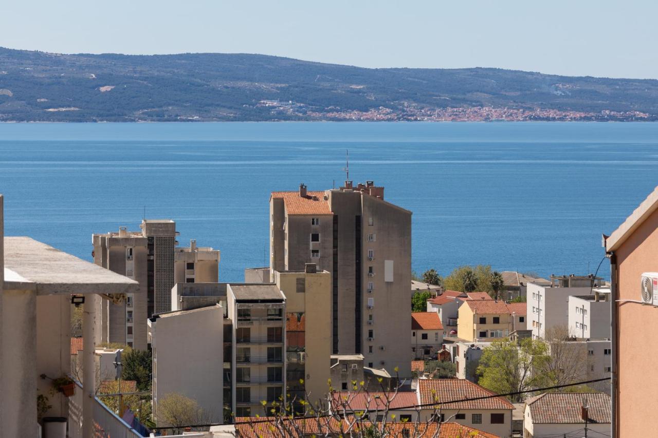 Apartments With A Parking Space Dugi Rat, Omis - 19516 Exterior photo
