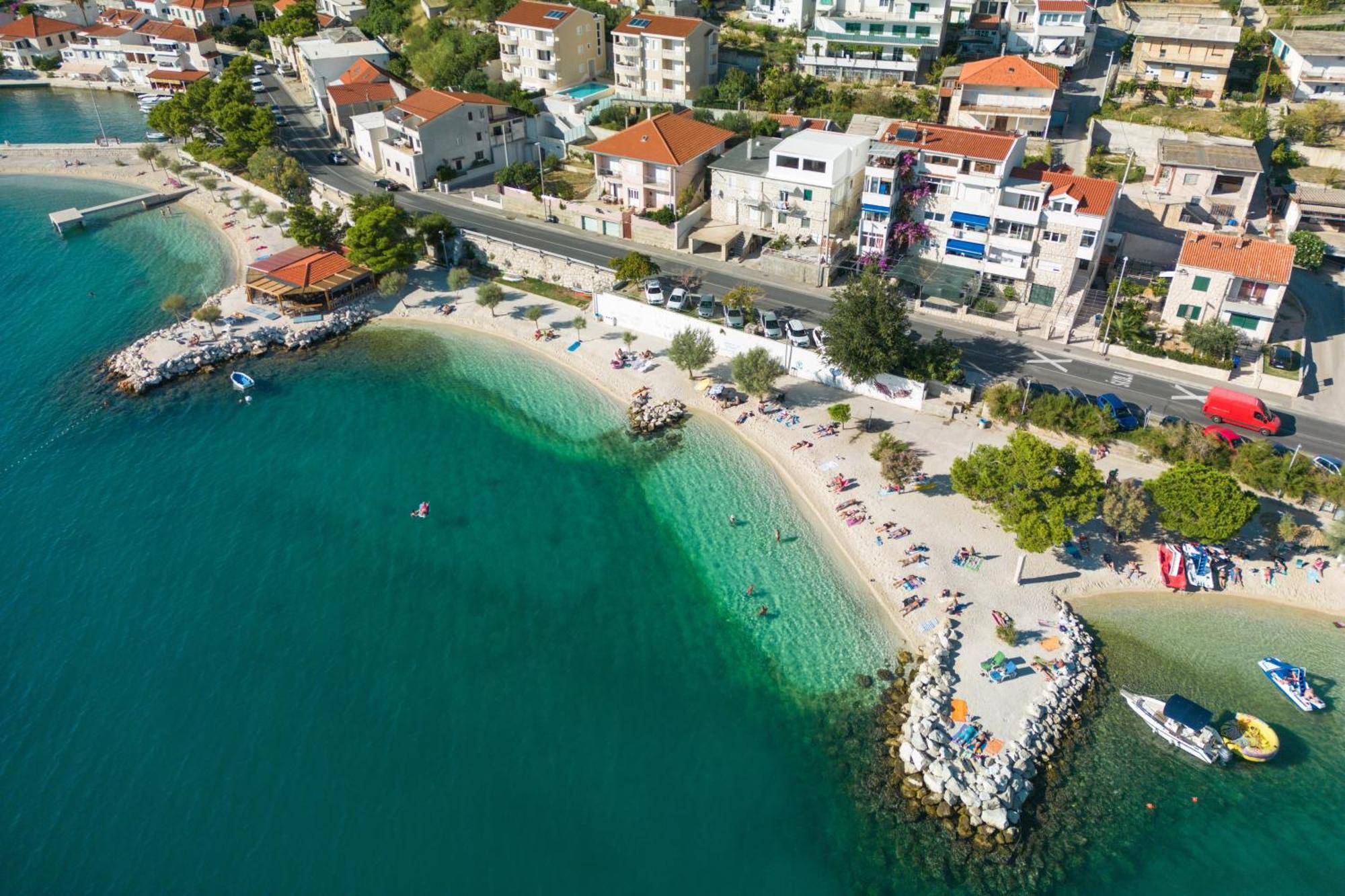 Apartments With A Parking Space Dugi Rat, Omis - 19516 Exterior photo